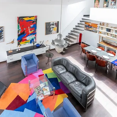 Loft D'artiste Au Coeur Du Quartier Zola Holiday home *